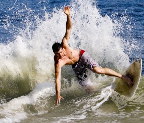 开云体育直播-西决生死战，当芬兰冰刃划破智利火焰，一场改写命运的焦点之战