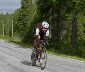 开云APP-孤光破夜，三笘薰的爆发与委内瑞拉淘汰赛的秘鲁突围