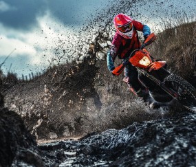 开云体育视频直播-羽坛烽火，中国队轻取韩国队，安赛龙关键制胜背后的战术博弈