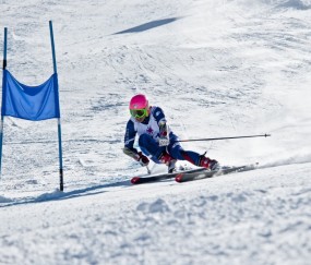 开云在线直播-加勒比海啸席卷欧罗巴，牙买加掀翻紫百合，德布劳内末节封神演绎王者独角戏