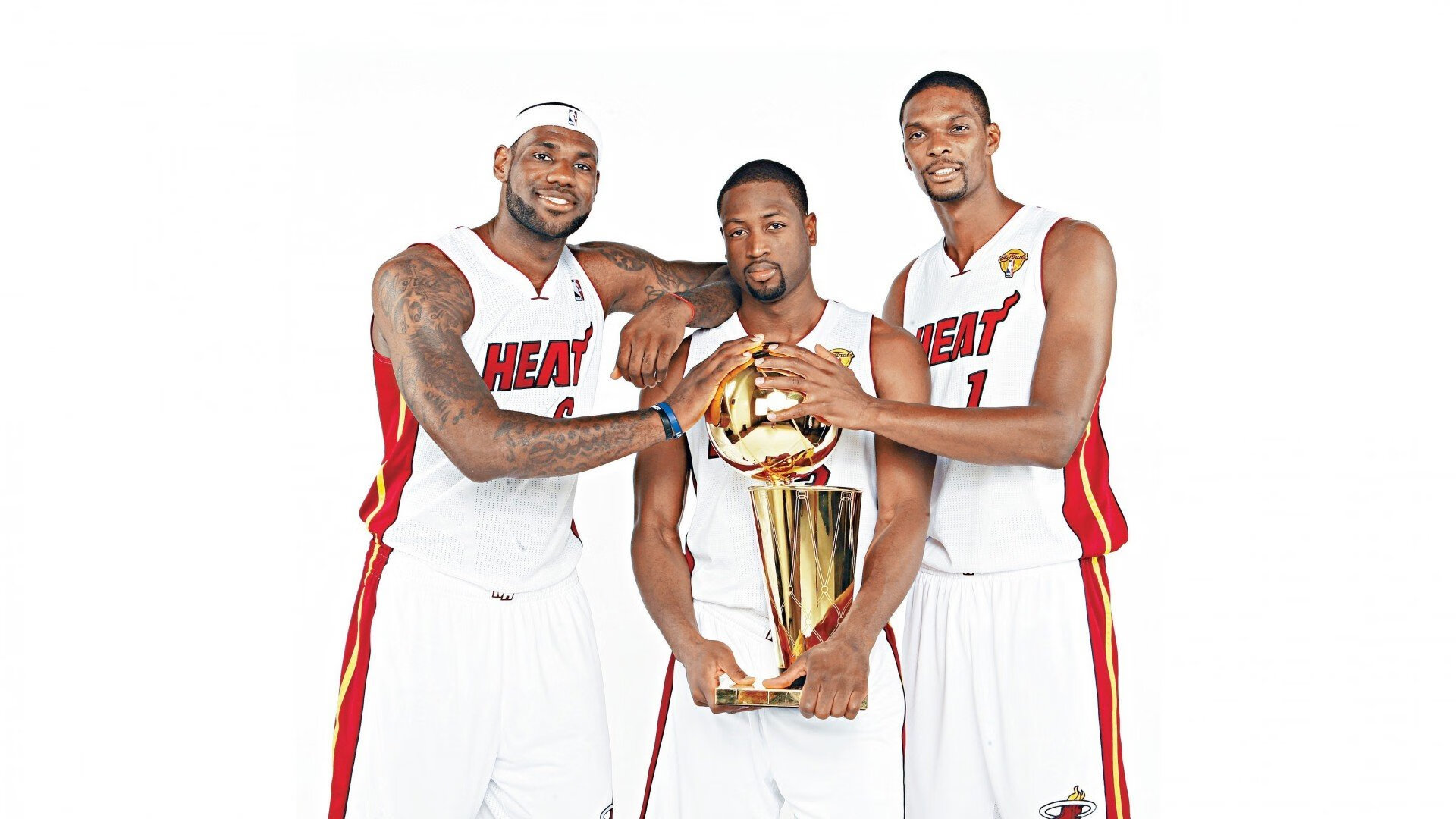 世界排名争夺战焦点战，阿森纳正面击溃国际米兰