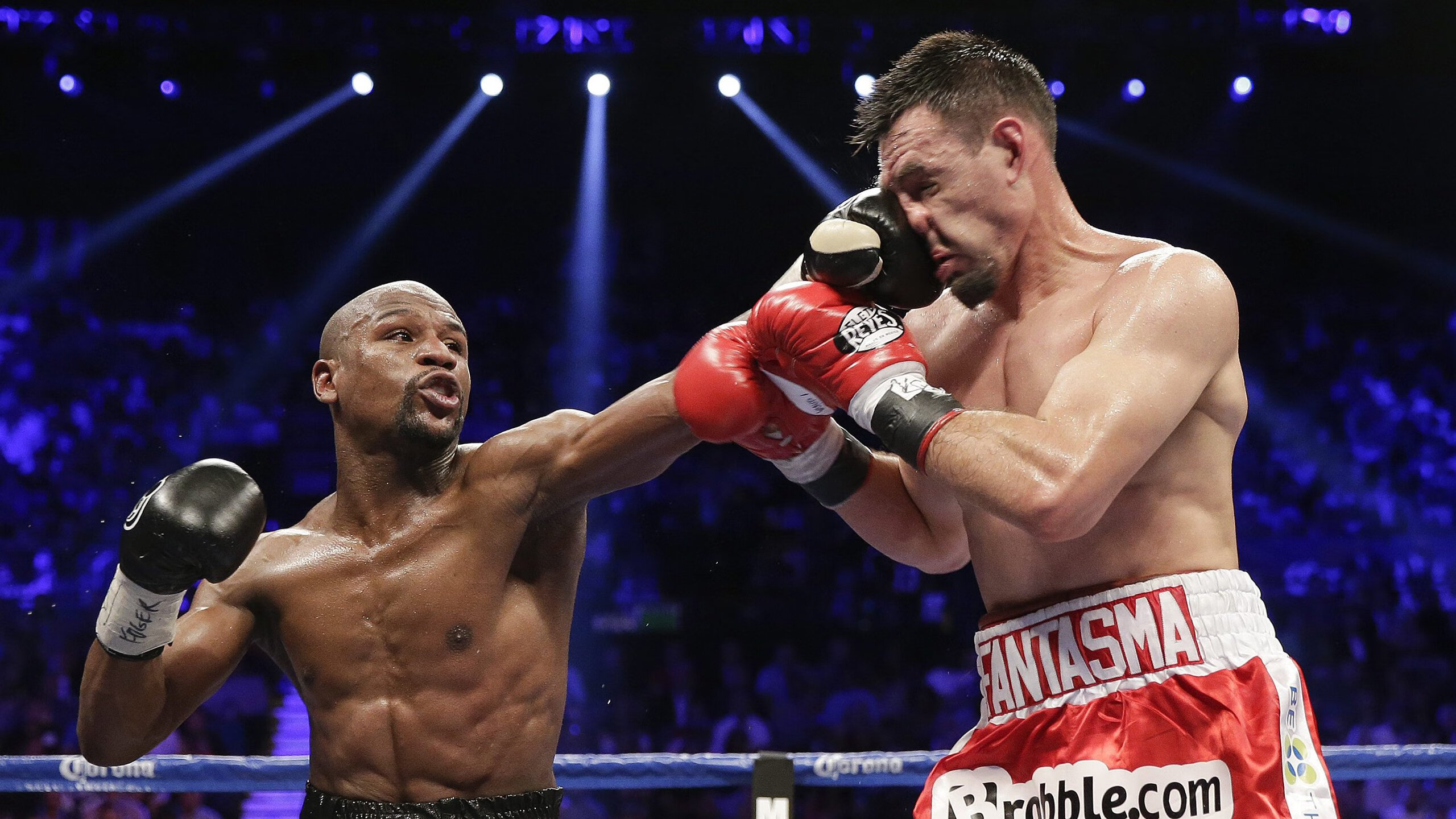 年度焦点之战，公牛粉碎上海队，篮球场上的东西方对话