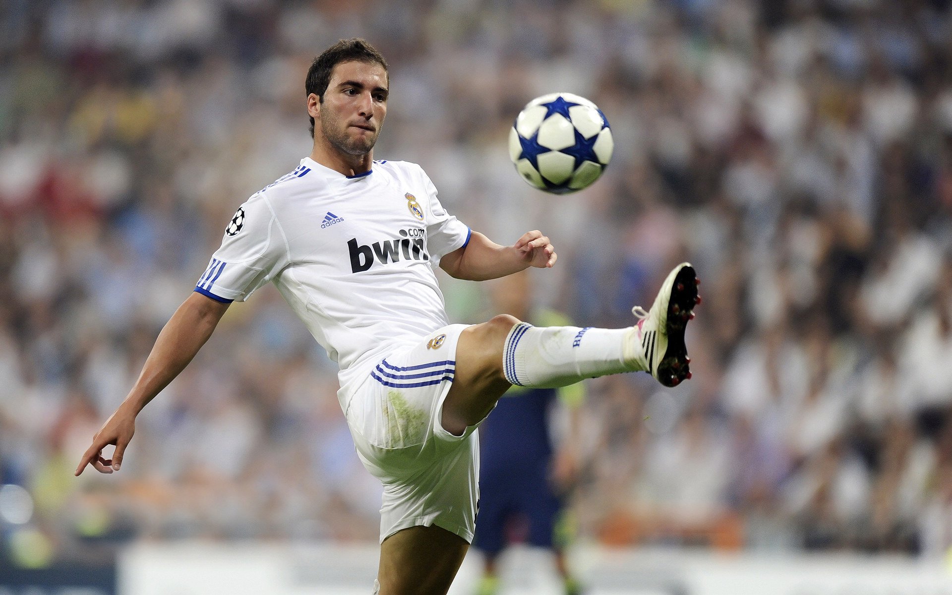 冰与火之歌，麦科勒姆高光时刻点燃吉林，悬崖边险胜四川