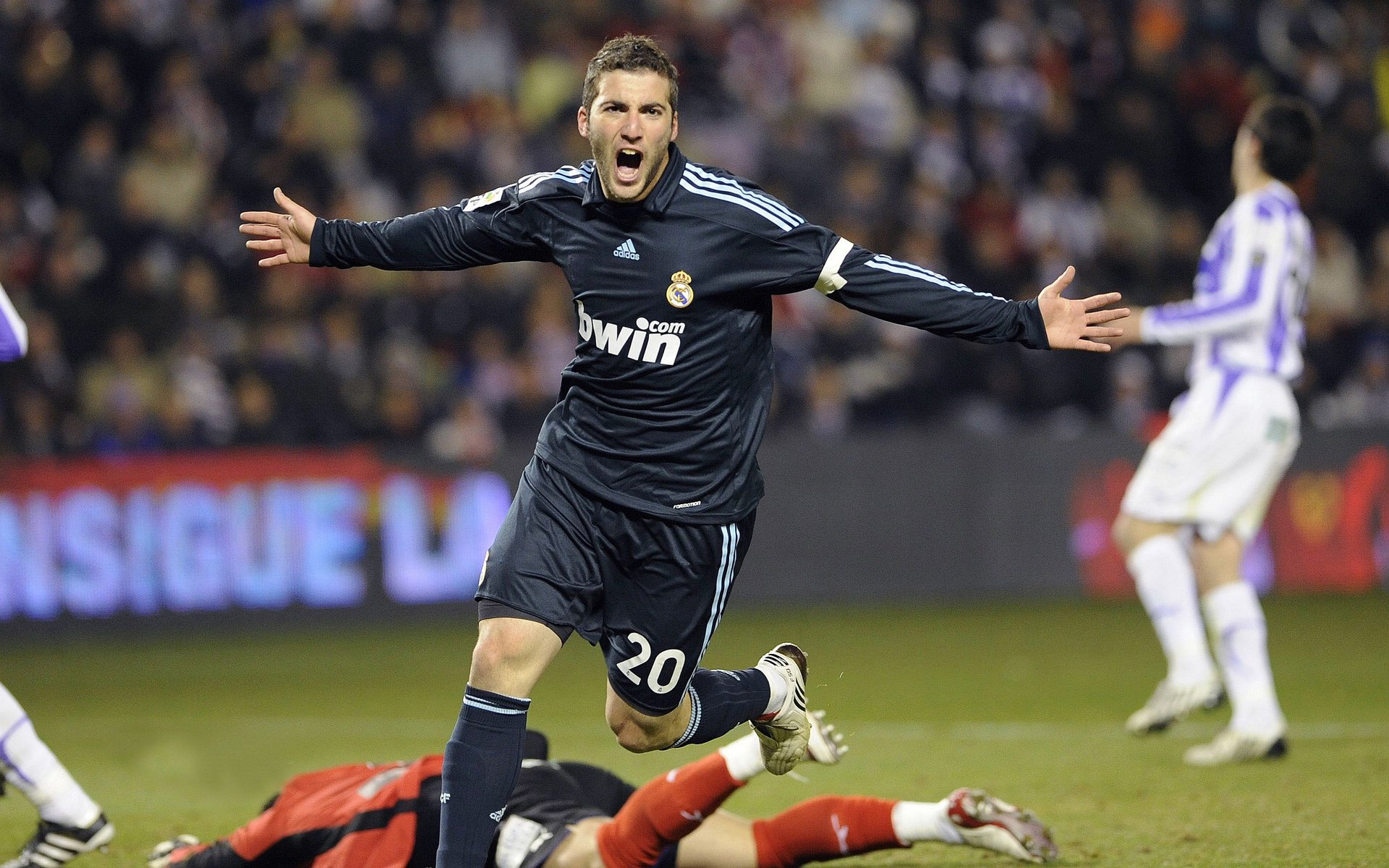 当蓝色海岸遇见潘帕斯雄鹰,孙兴慜的节奏如何成为唯一变量